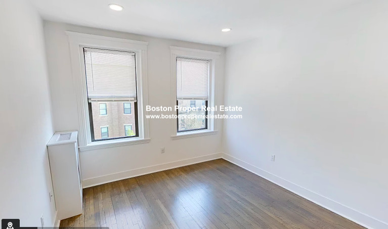 19 Peterborough St, Fenway