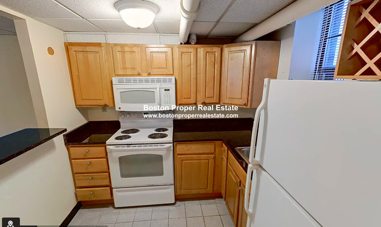 124 Peterborough St, Fenway