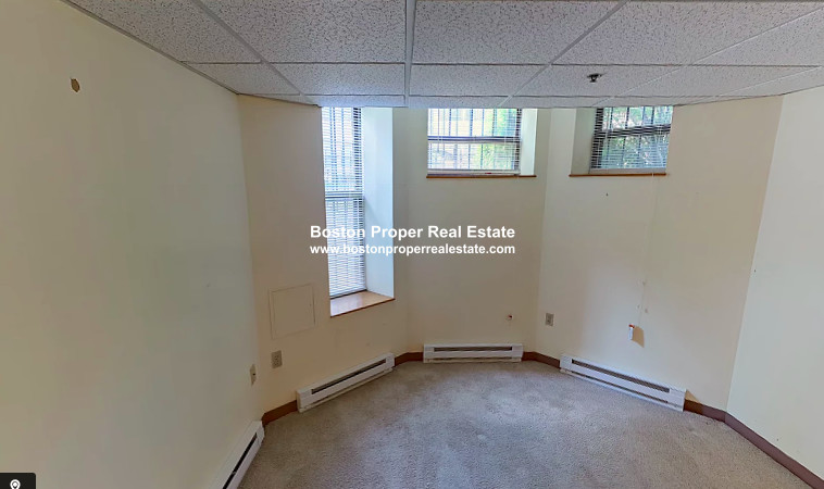 124 Peterborough St, Fenway