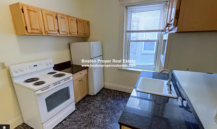 28 Queensberry St, Fenway