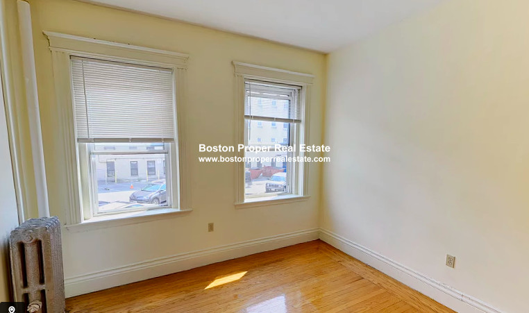 28 Queensberry St, Fenway