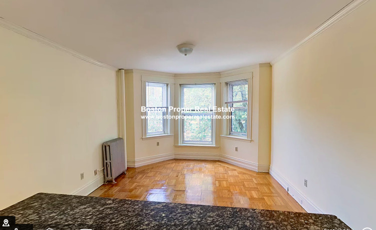 40 Queensberry St, Fenway