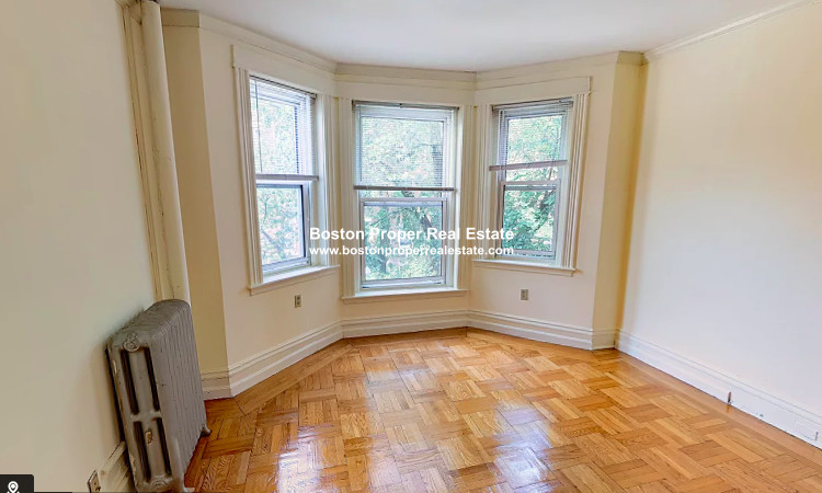 40 Queensberry St, Fenway