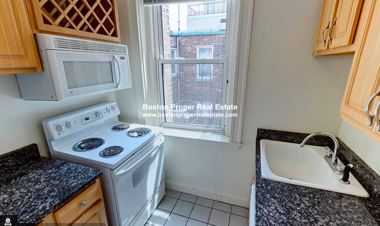 40 Queensberry St, Fenway