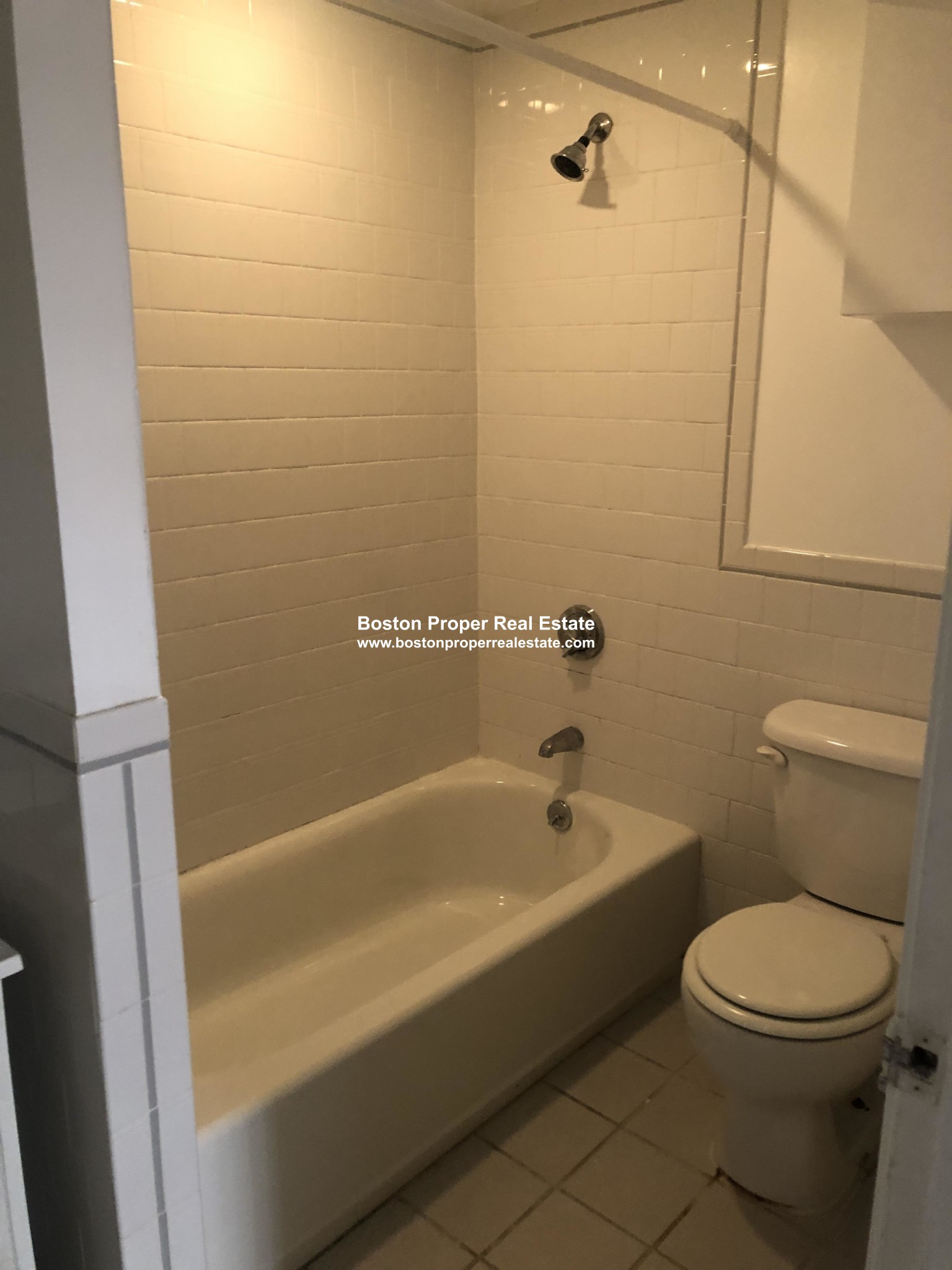 107 Queensberry St, Fenway