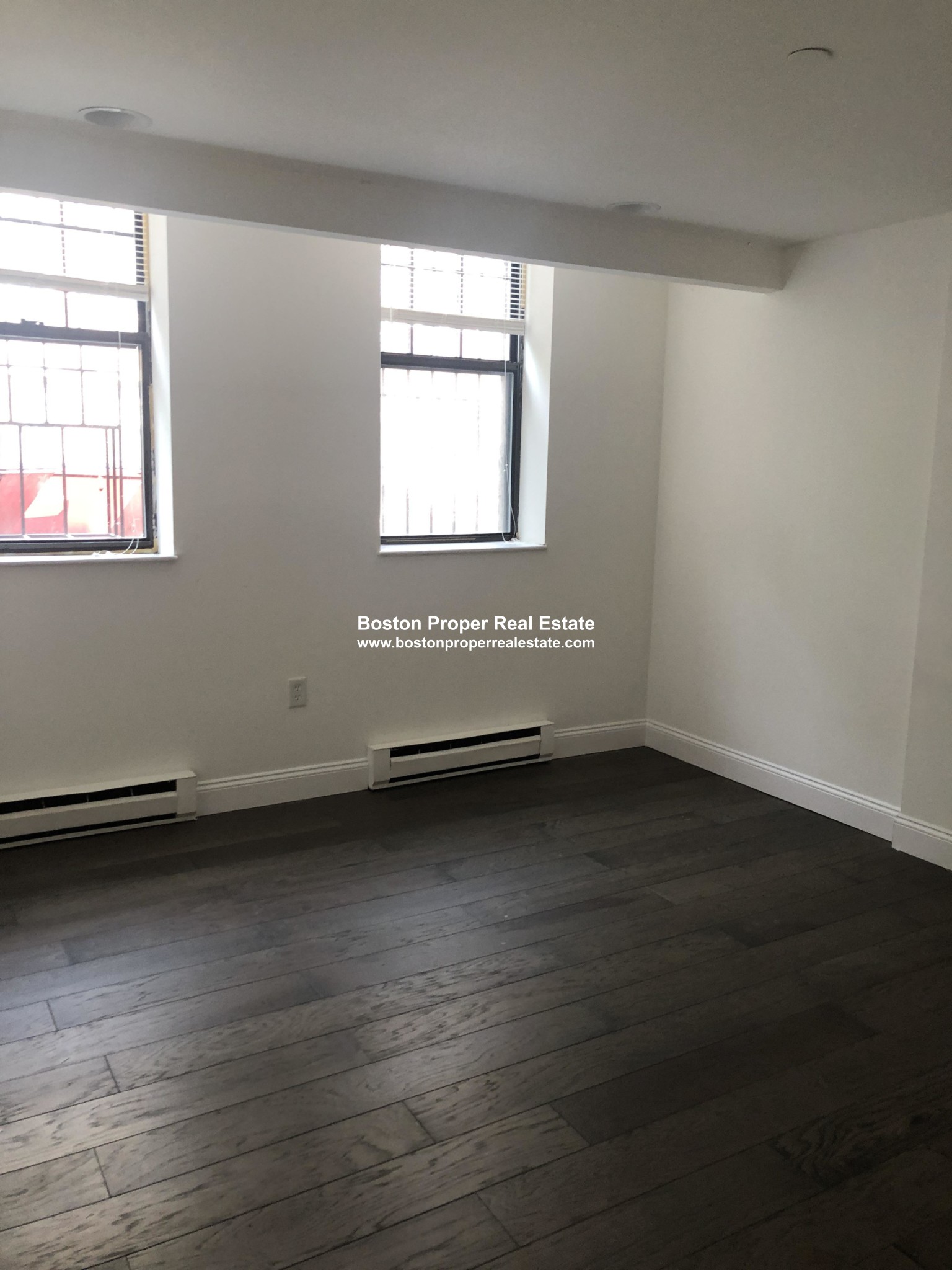 107 Queensberry St, Fenway