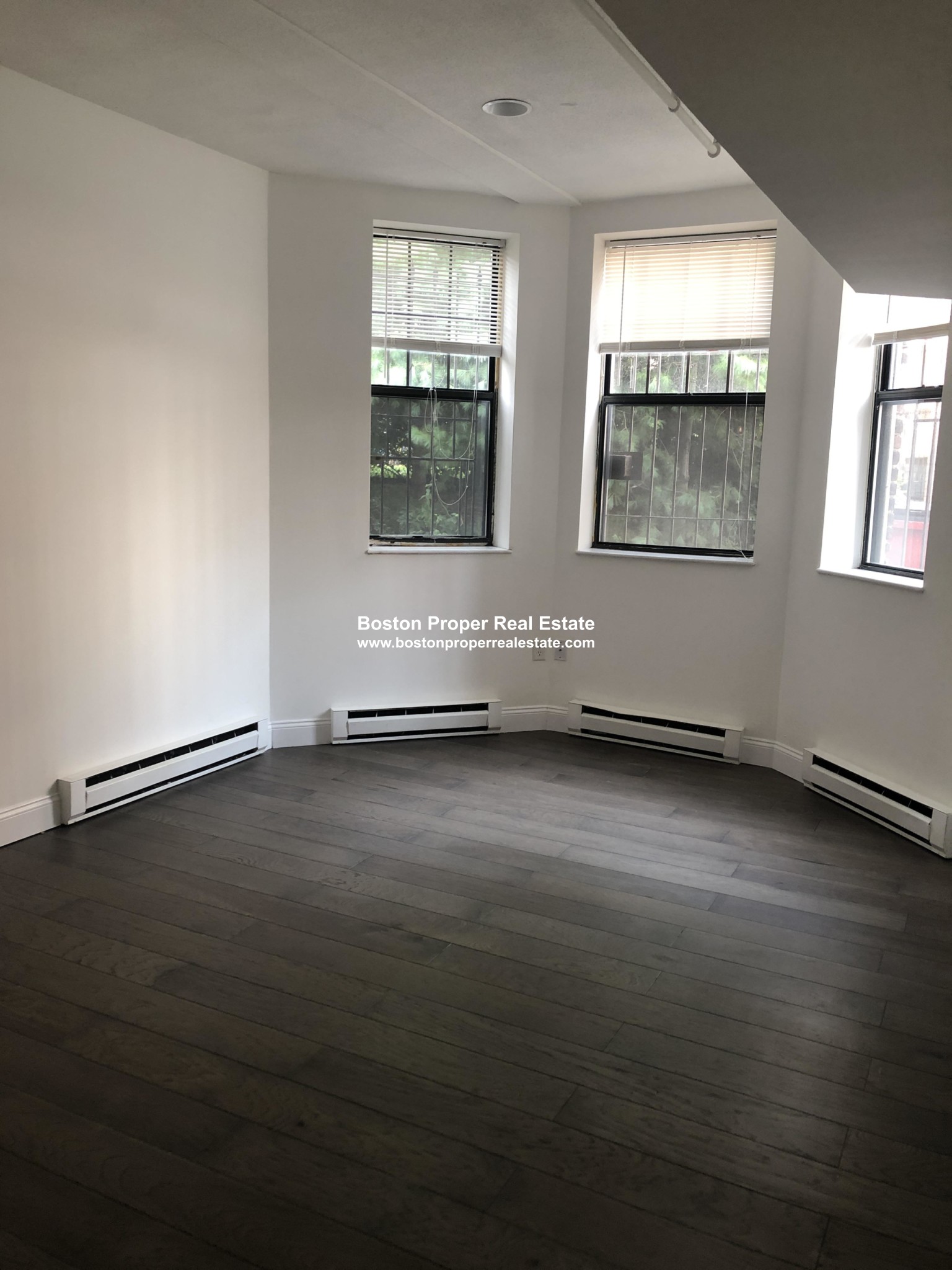 107 Queensberry St, Fenway