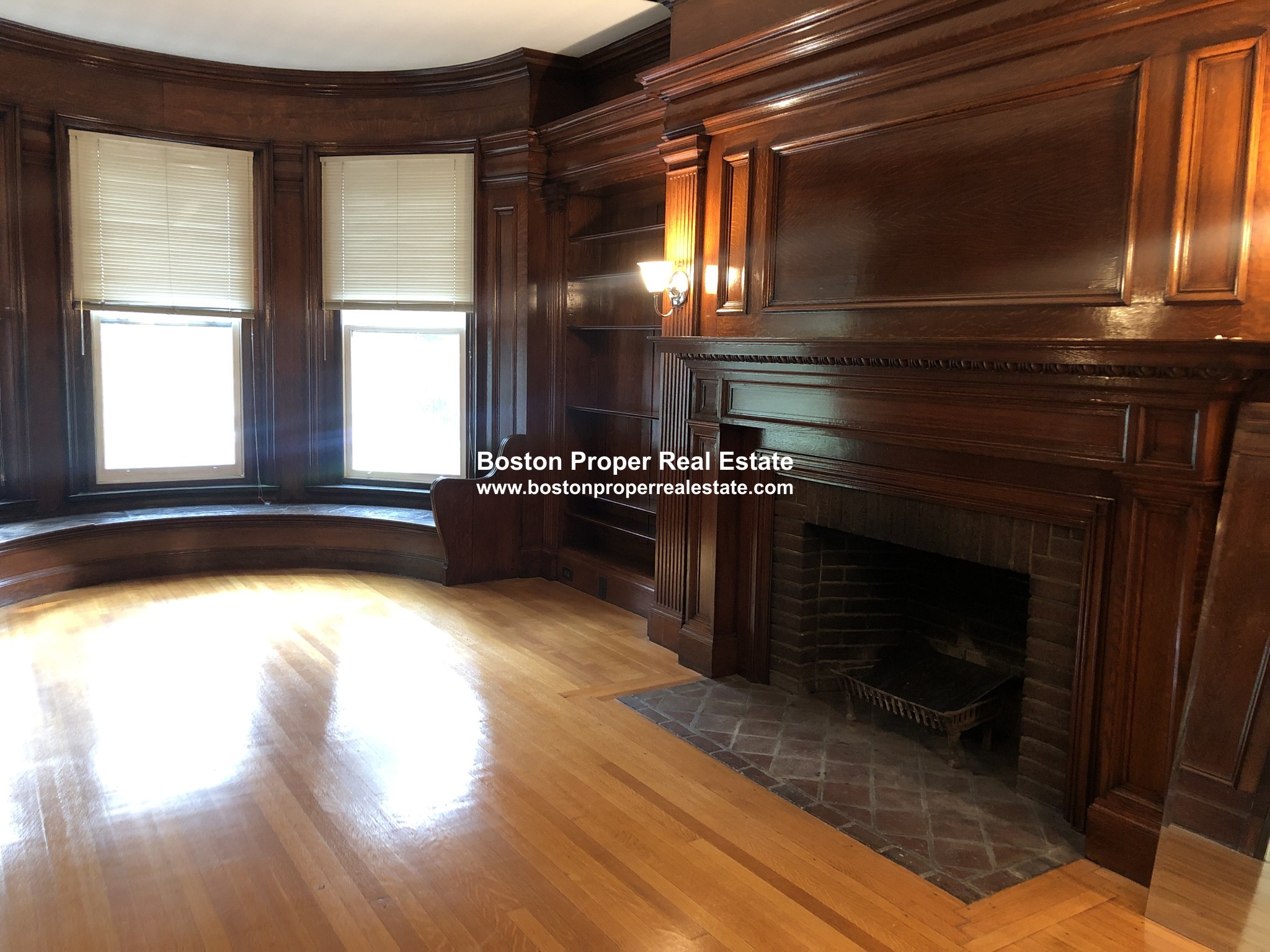 379 Commonwealth Ave, Back Bay