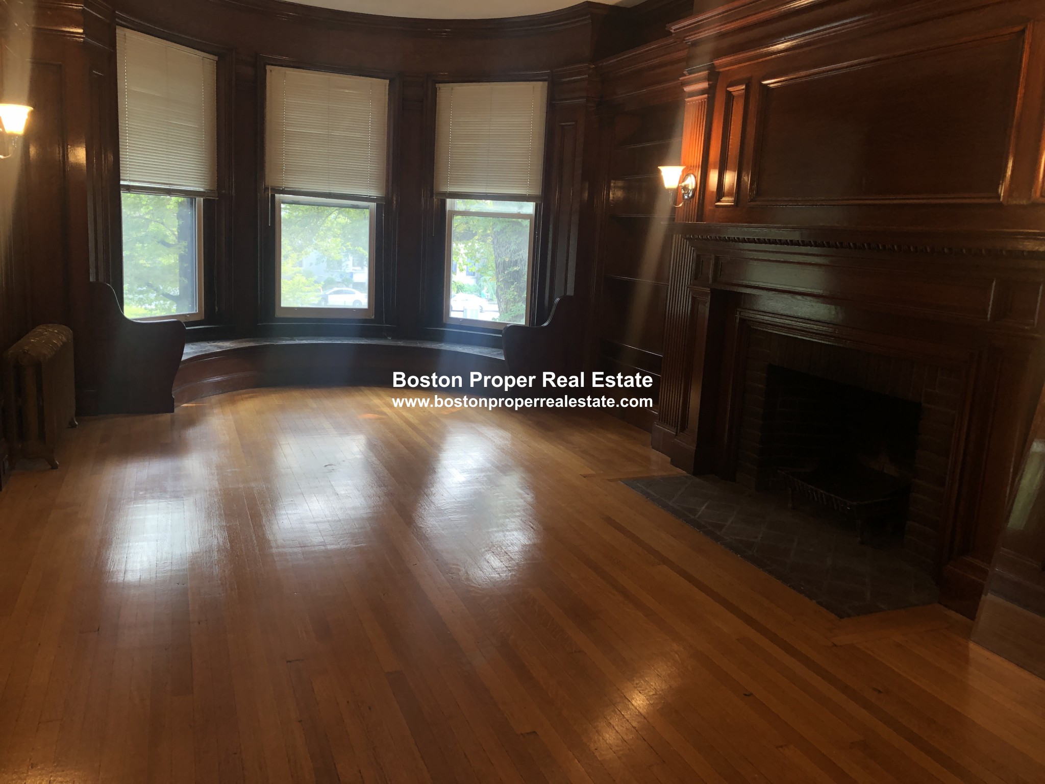 379 Commonwealth Ave, Back Bay