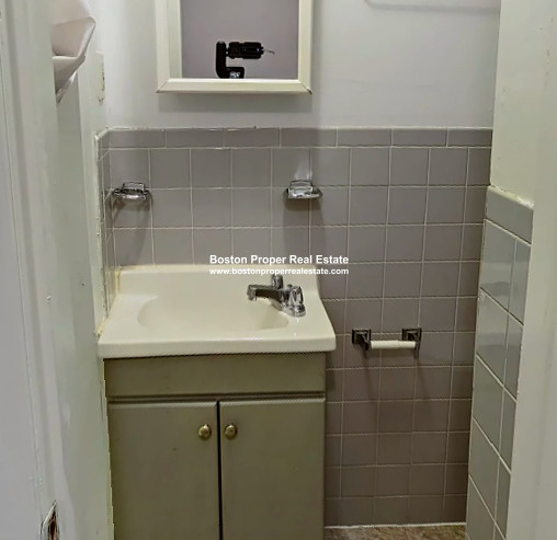 44 Joy St, Beacon Hill