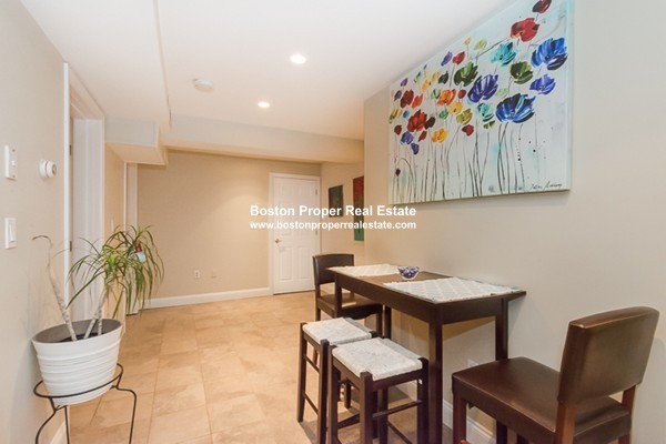 34 Edgerly Rd, Fenway