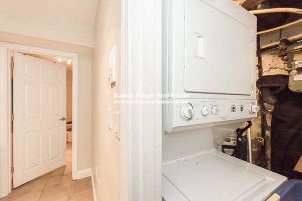 34 Edgerly Rd, Fenway