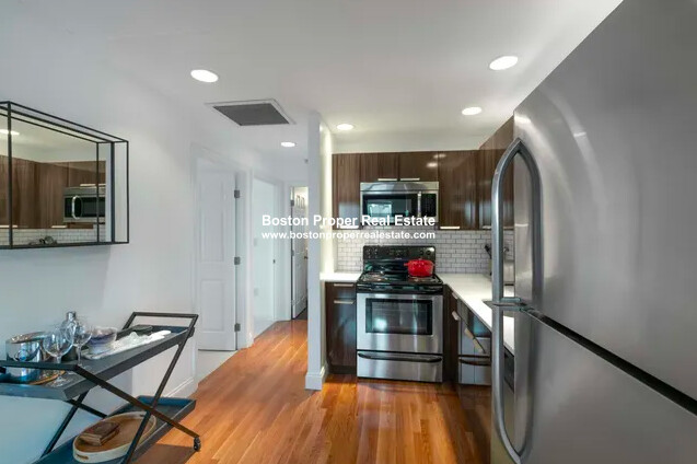 100 Jersey St, Fenway