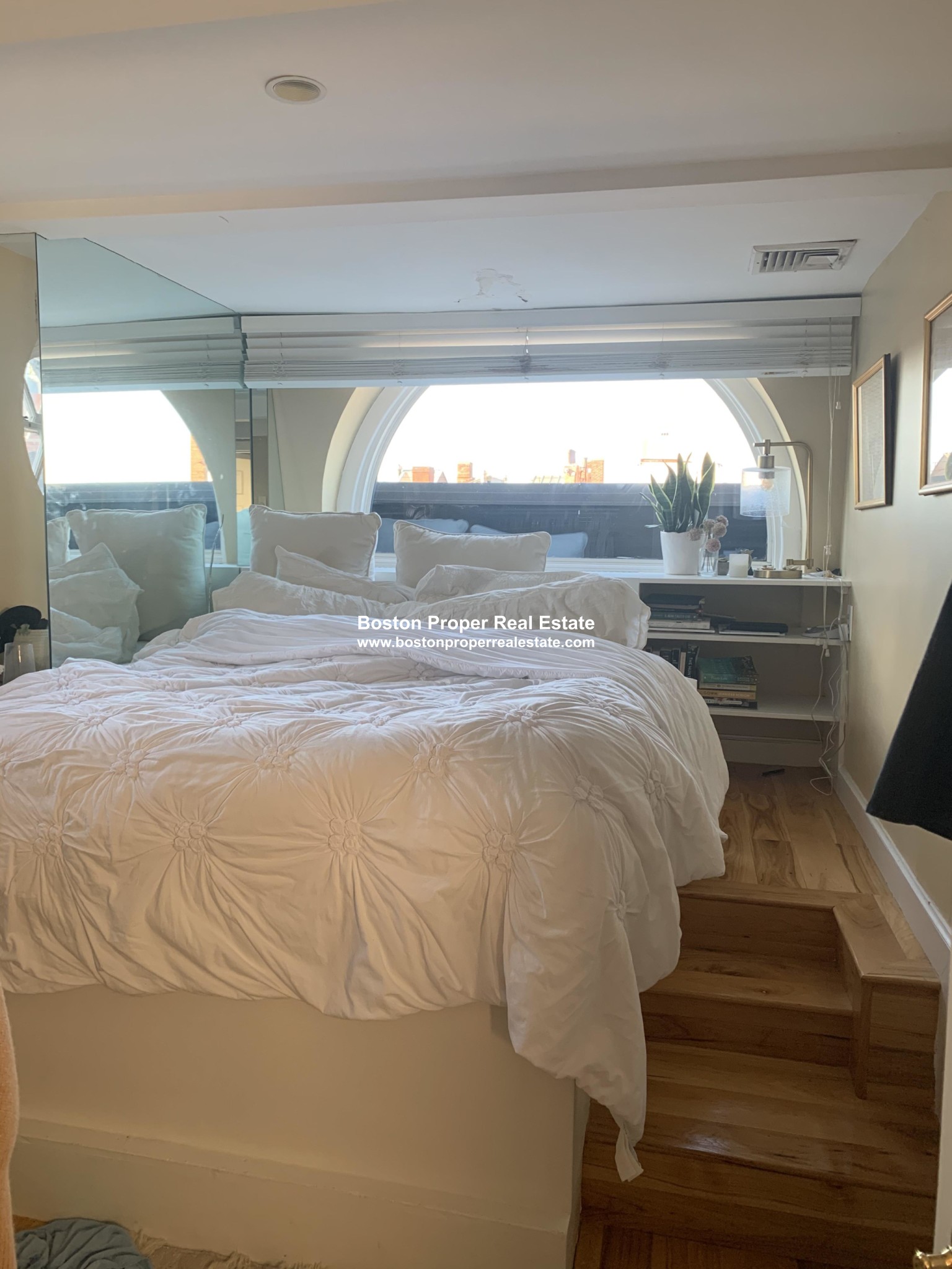 113 Beacon St, Back Bay