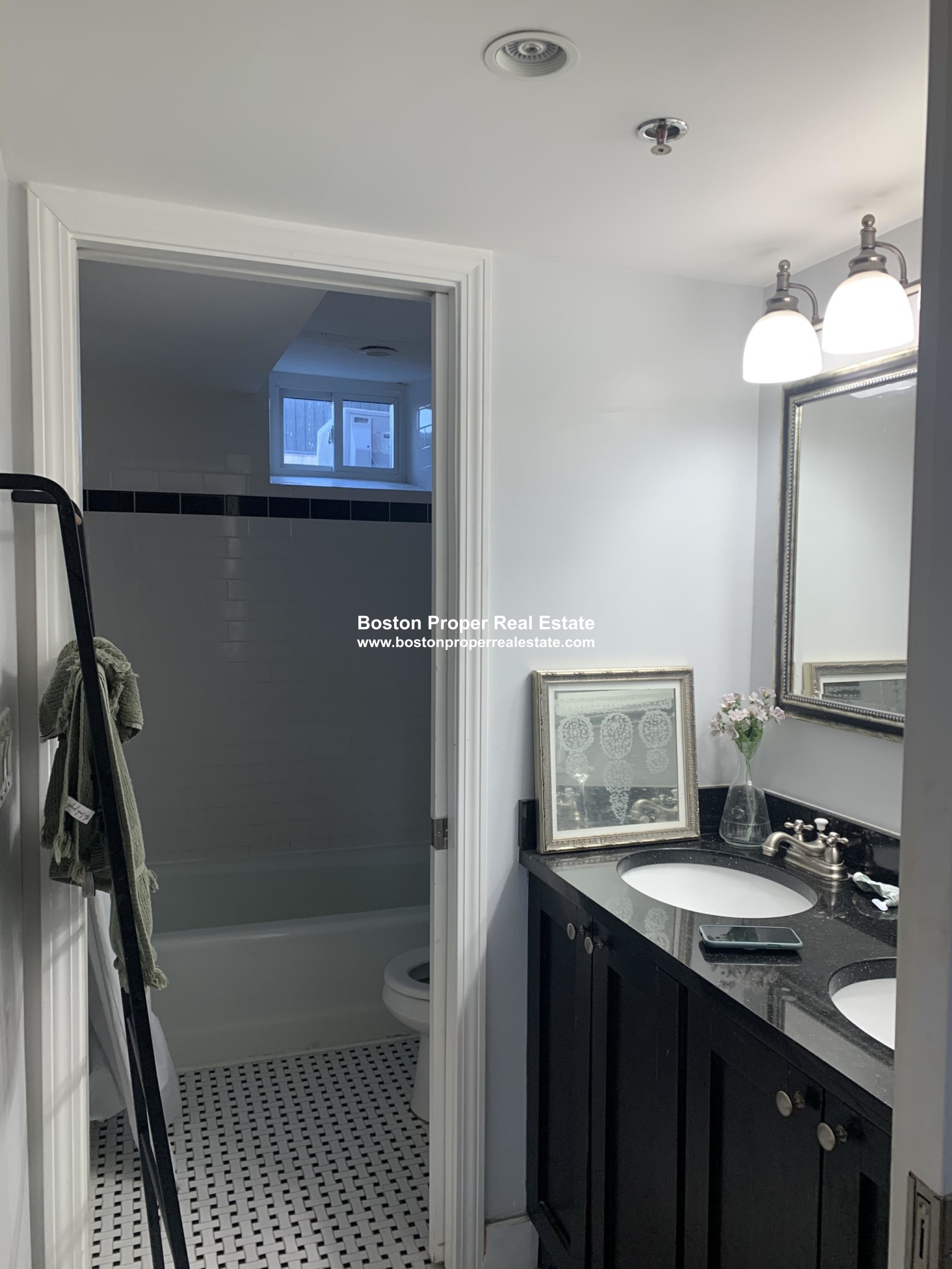 113 Beacon St, Back Bay