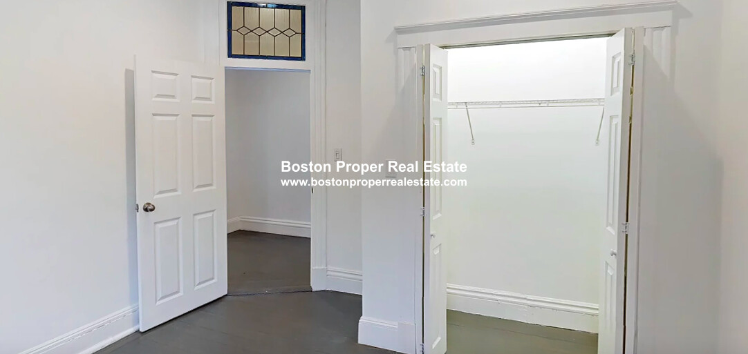 36 Queensberry St, Fenway