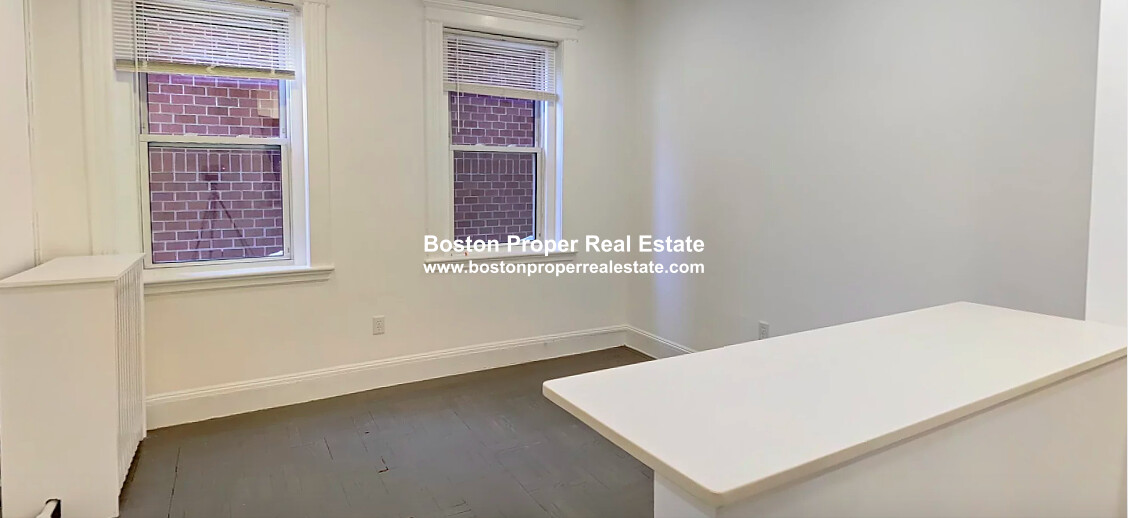 36 Queensberry St, Fenway