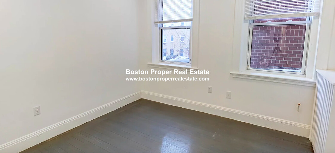 36 Queensberry St, Fenway