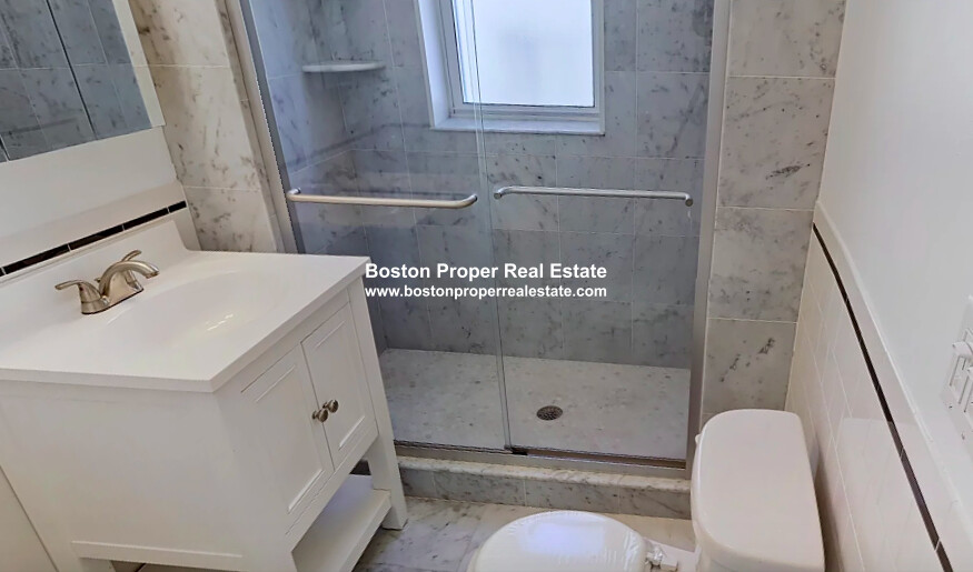 120 Peterborough St, Fenway