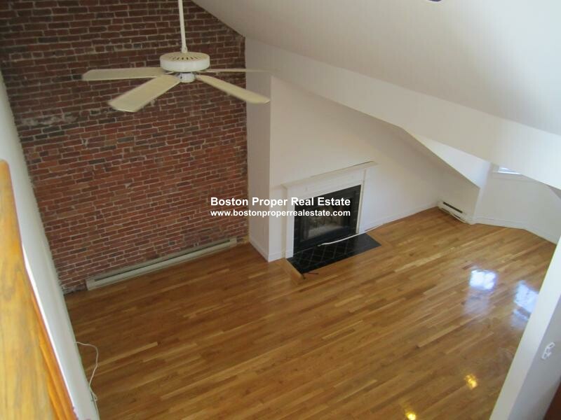 1742 Washington St, South End