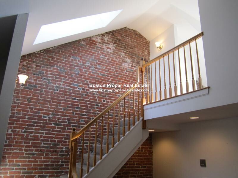 1742 Washington St, South End