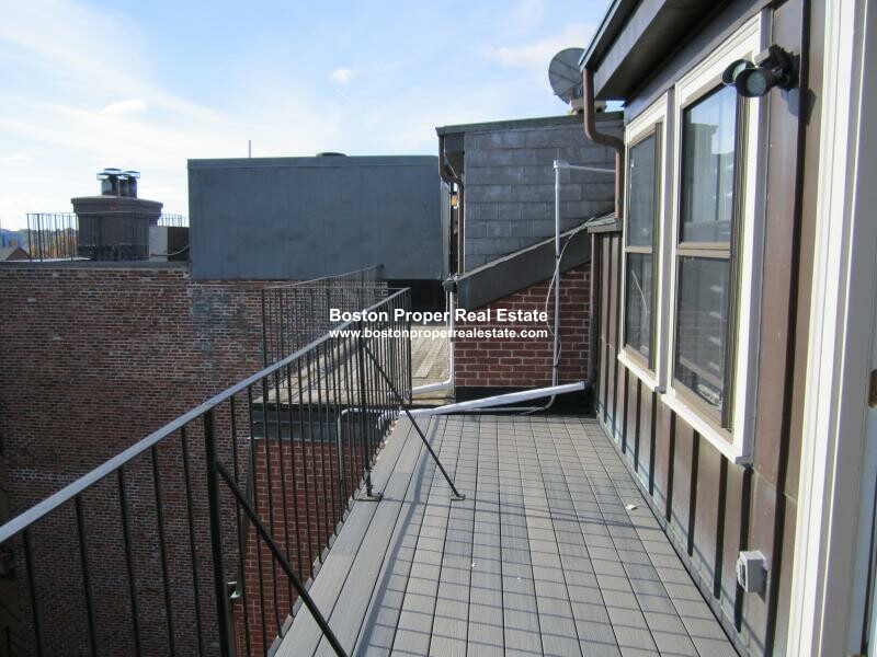 1742 Washington St, South End