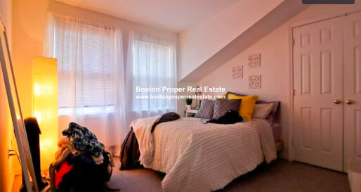 1742 Washington St, South End