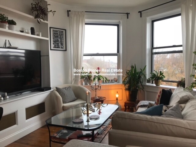 384 Commonwealth Ave, Back Bay