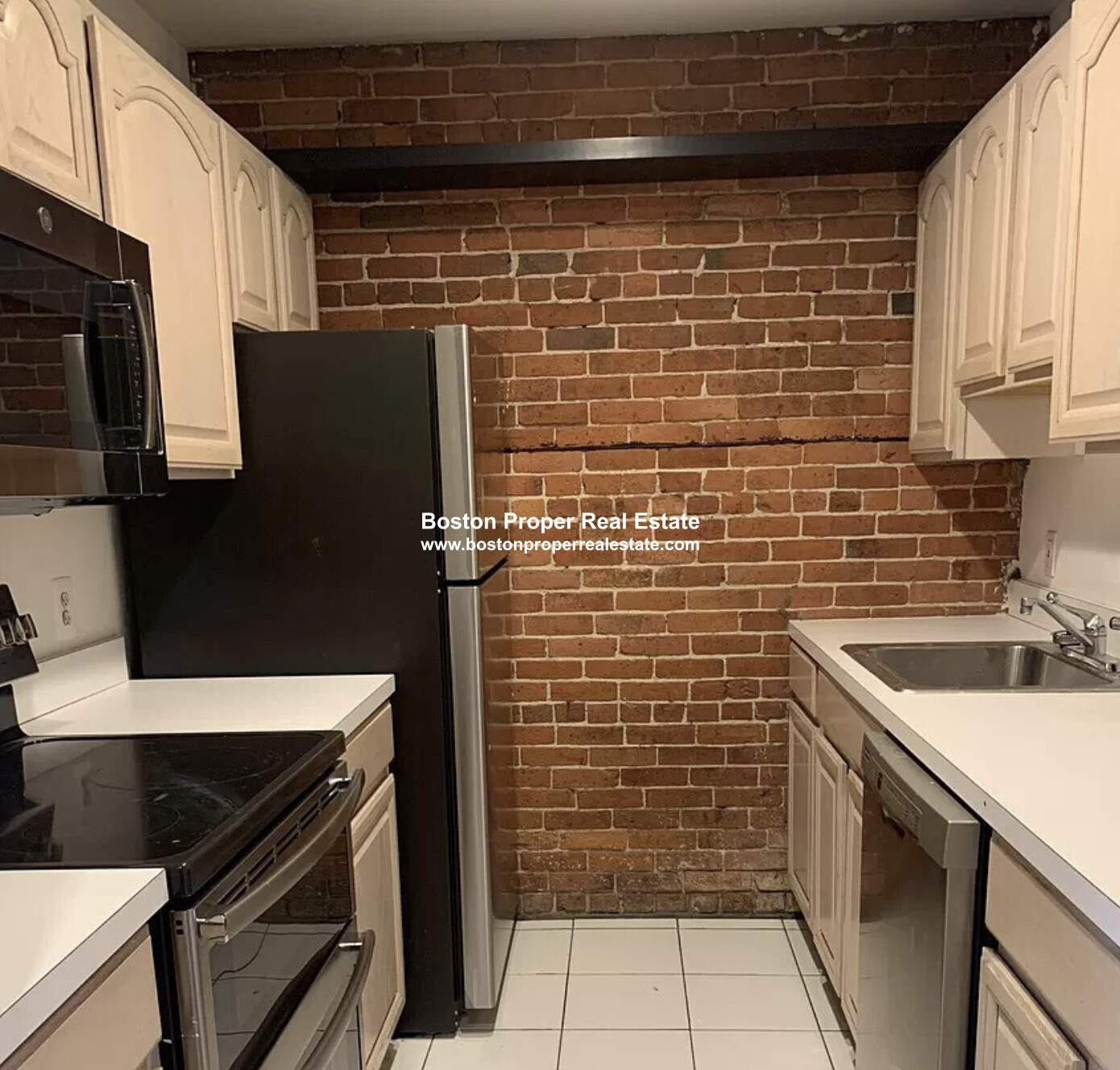 1742 Washington St, South End