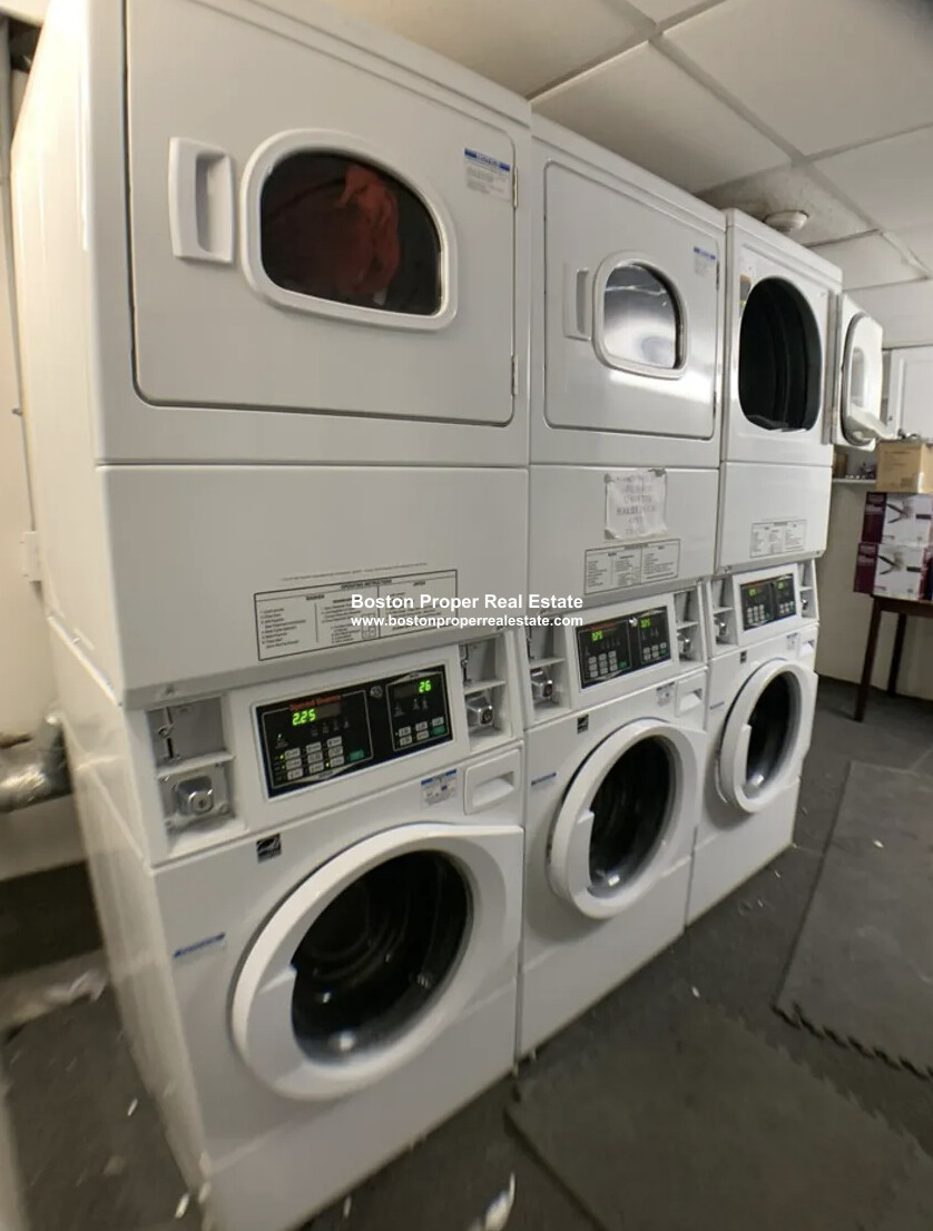 108 Myrtle St, Beacon Hill