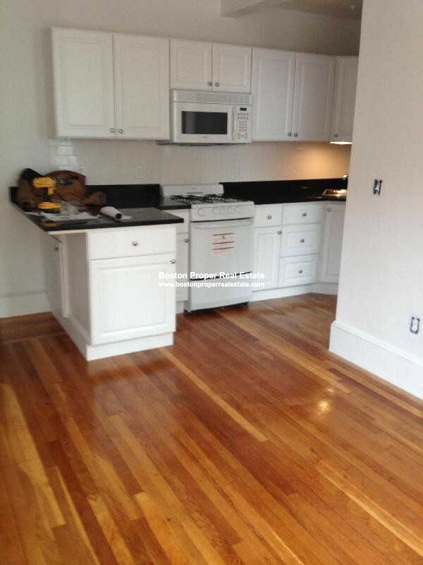 26 Hemenway St, Fenway