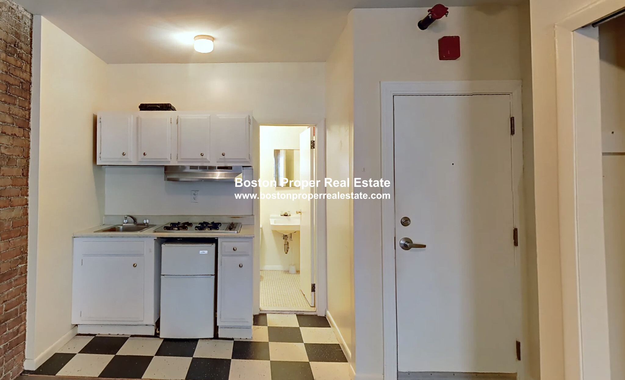 270 Newbury St, Back Bay