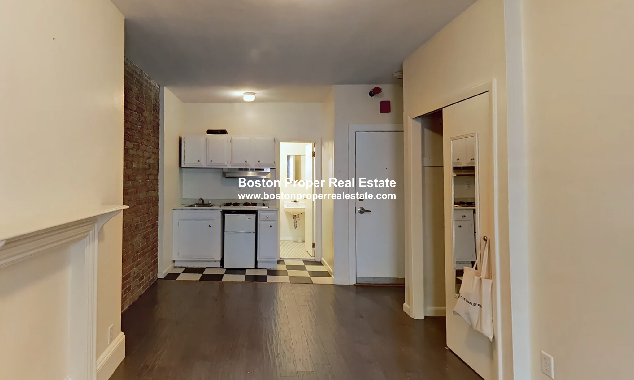 270 Newbury St, Back Bay