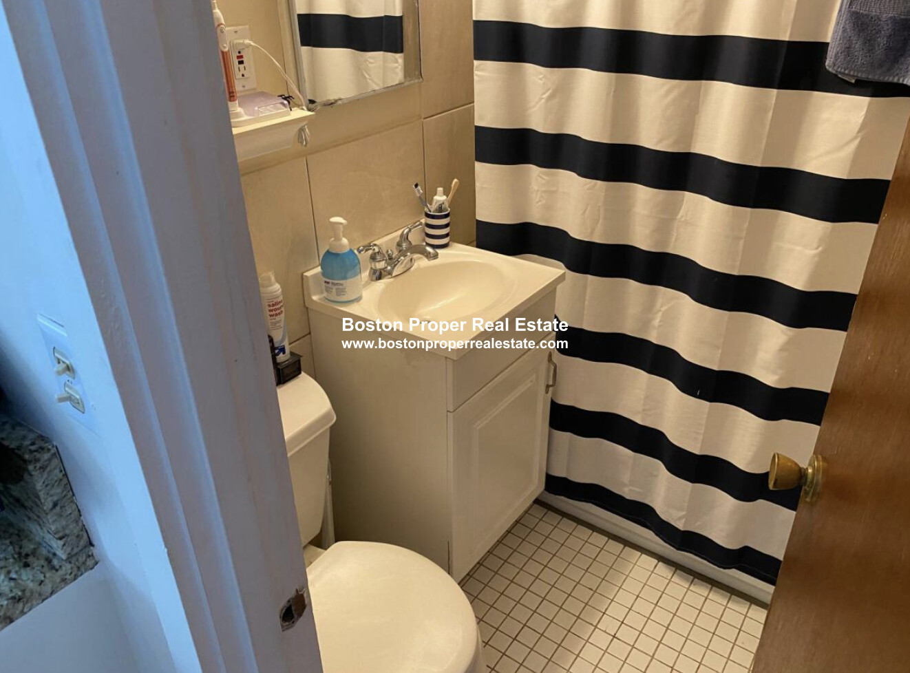 108 Myrtle, Beacon Hill