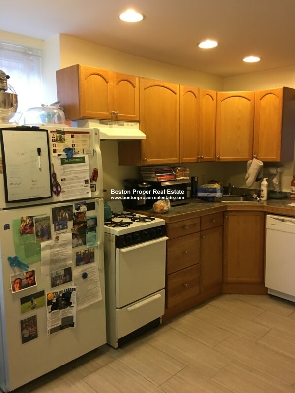 70 Joy St, Beacon Hill