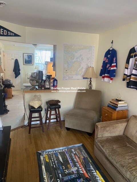 70 Joy St, Beacon Hill