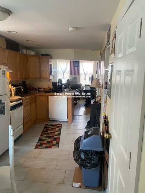 70 Joy St, Beacon Hill