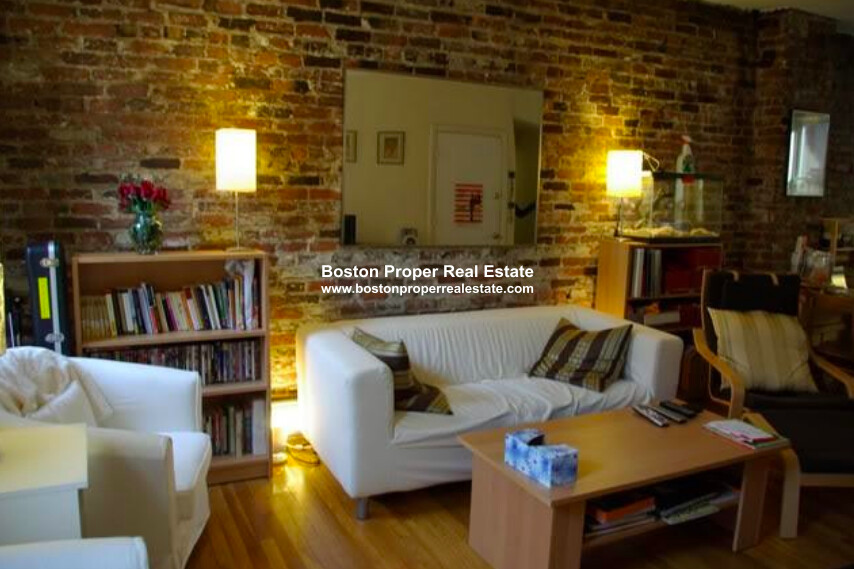 15 Garden St, Beacon Hill