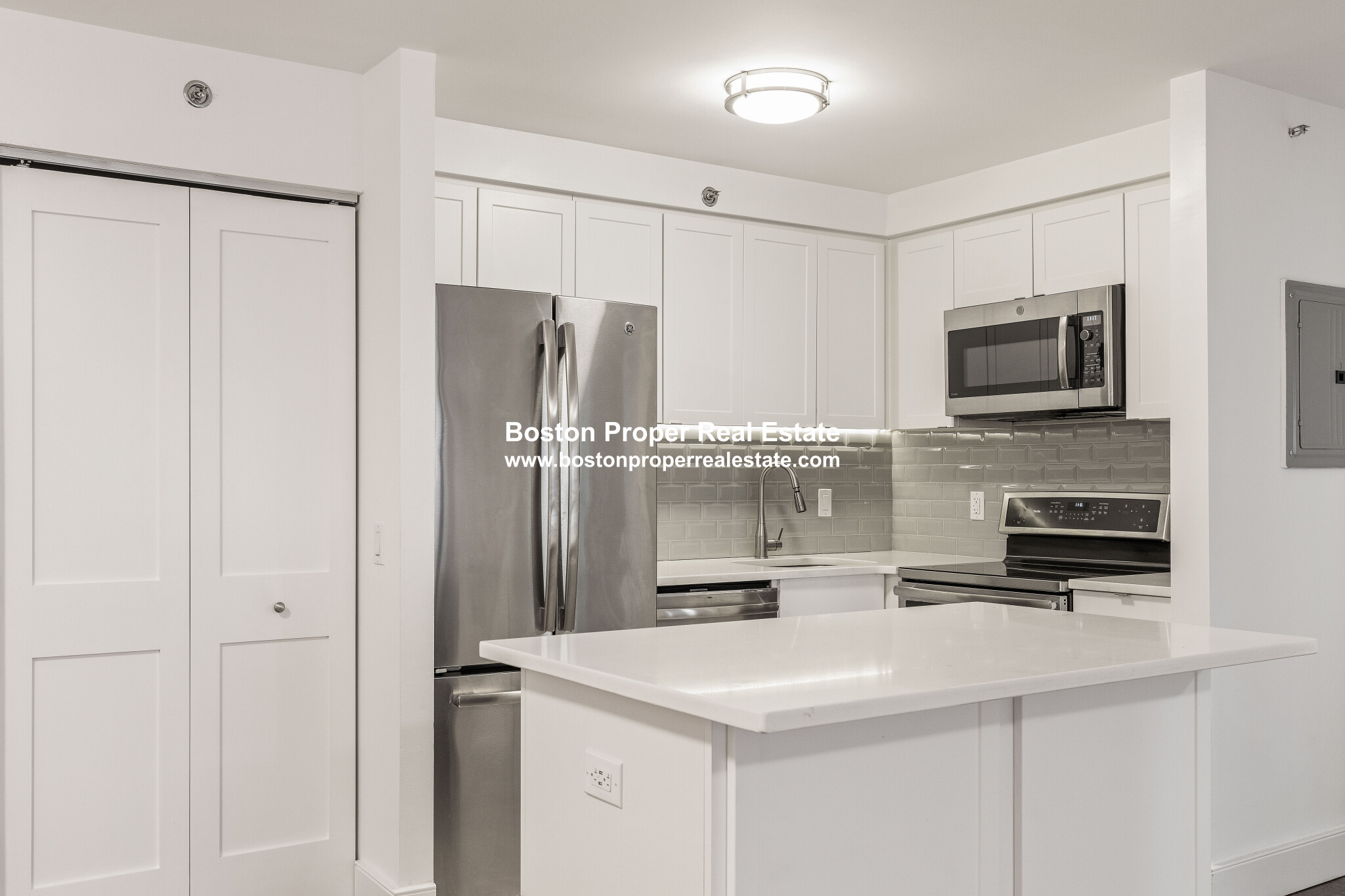 28 Exeter St, Back Bay