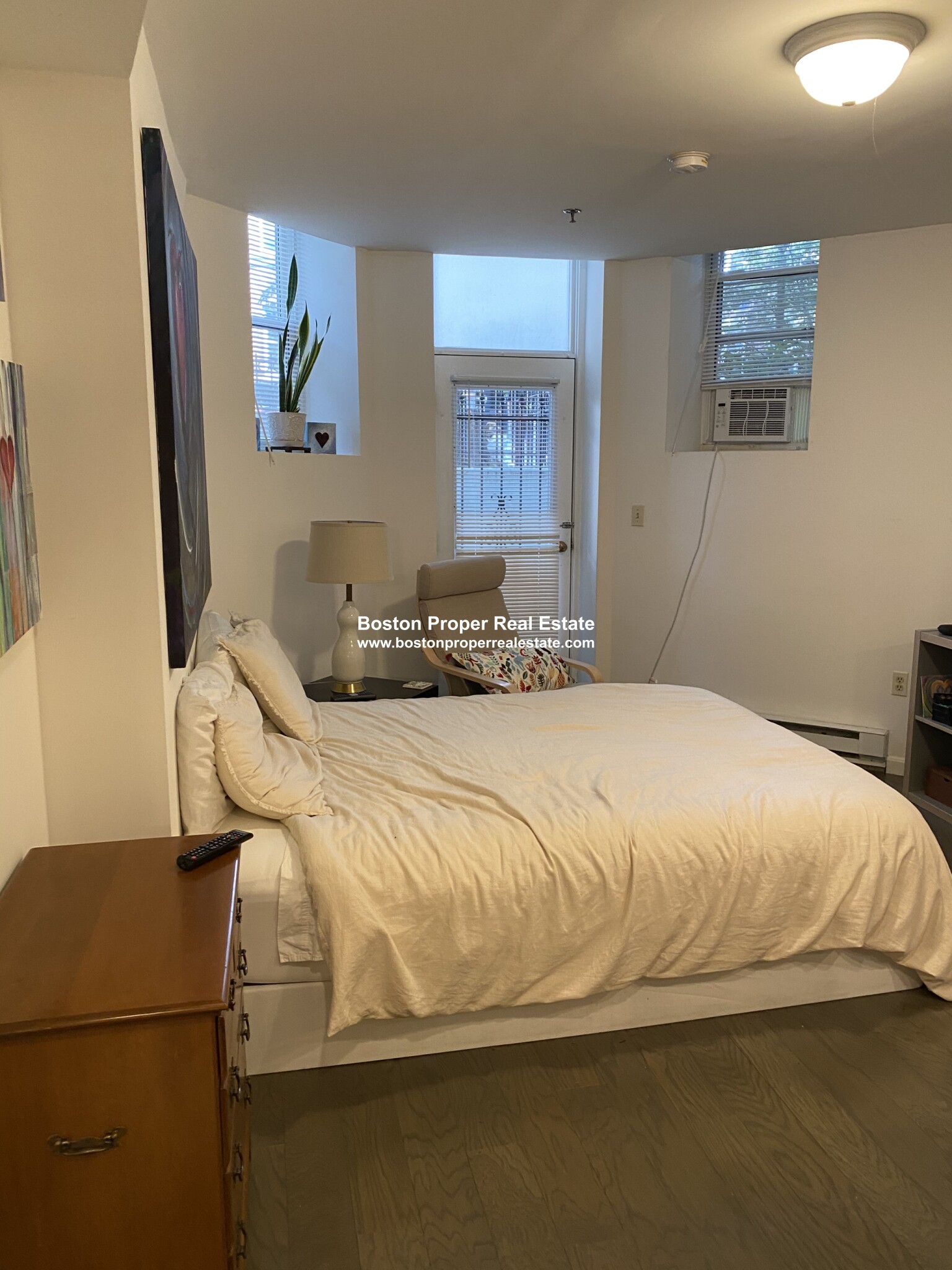 20 Queensberry St, Fenway