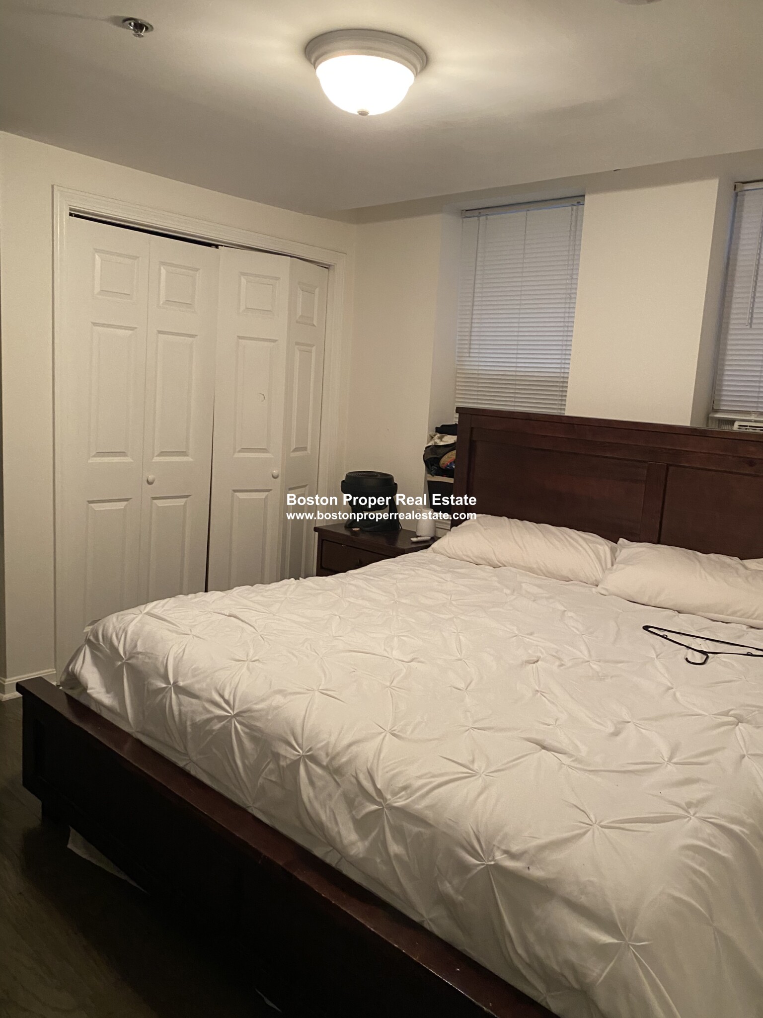 15 Queensberry St, Fenway