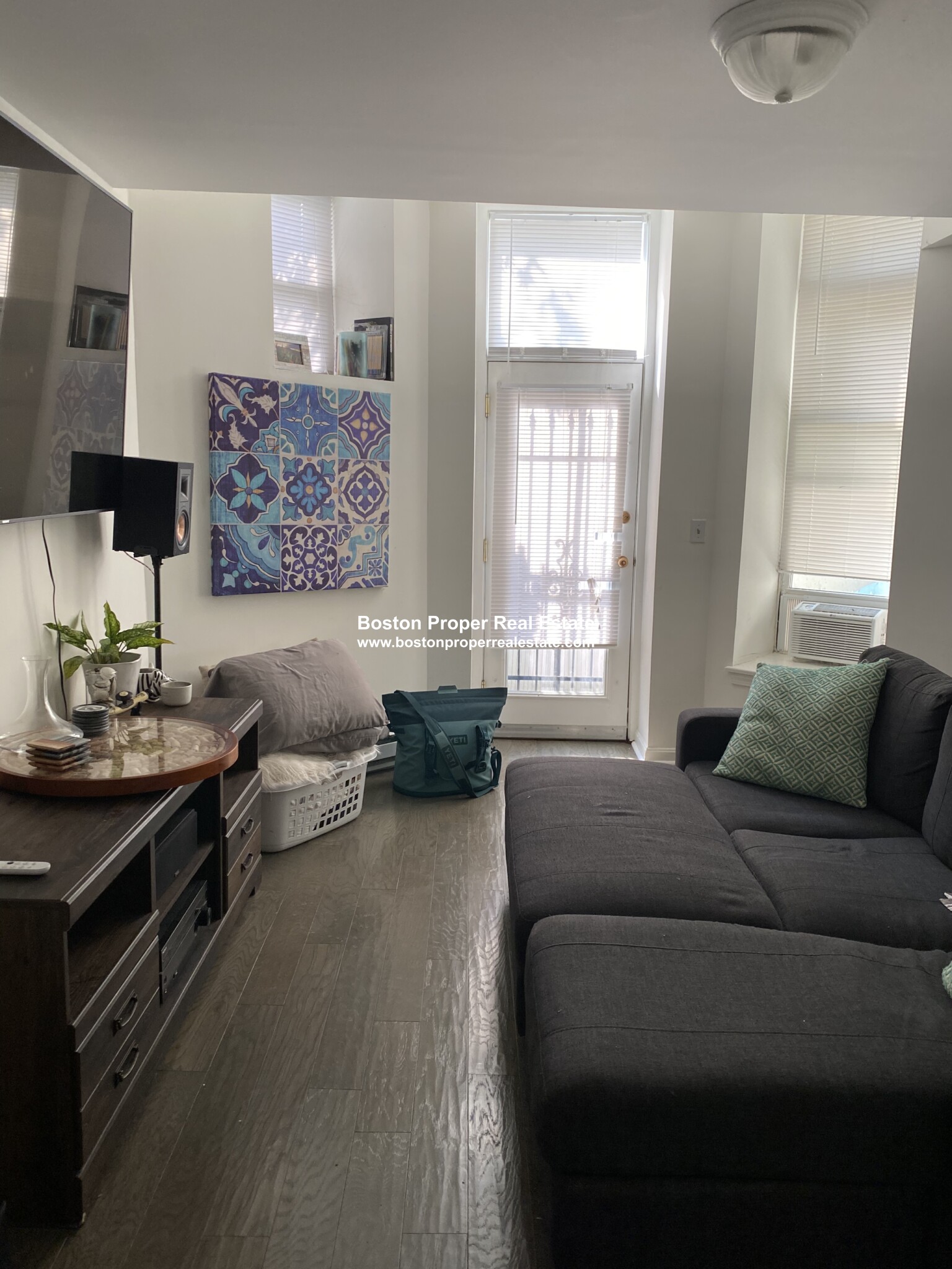 15 Queensberry St, Fenway