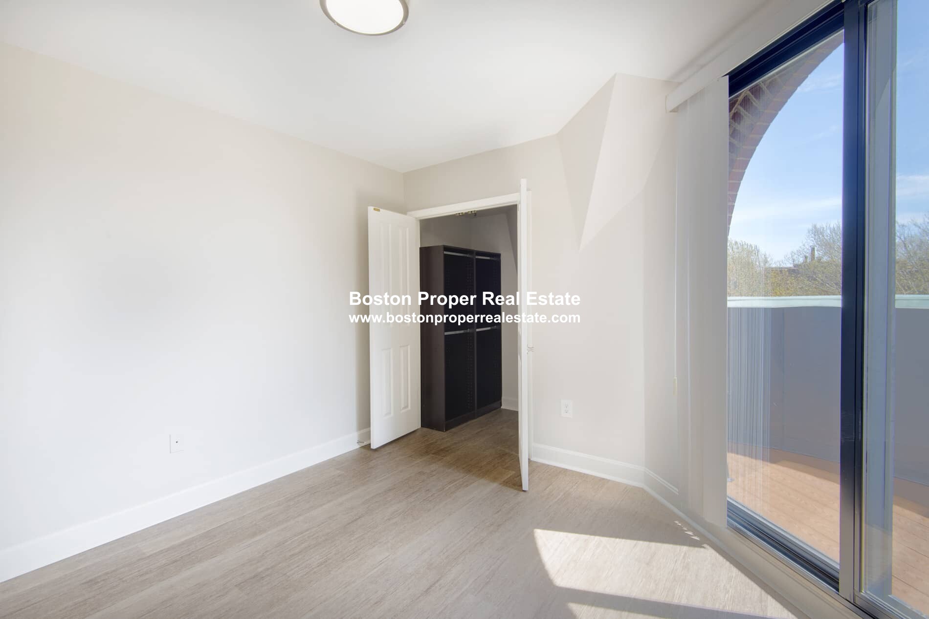 7 Harcourt St, Back Bay