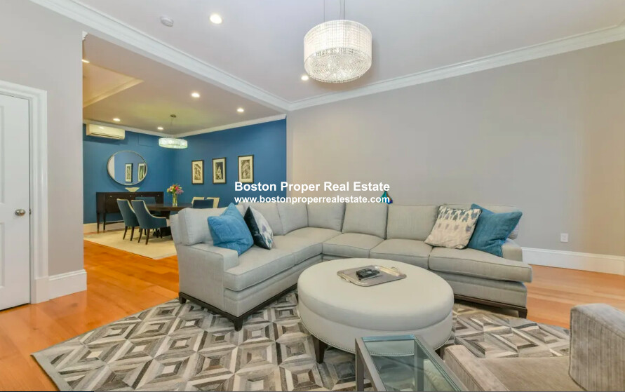 214 Beacon St, Back Bay