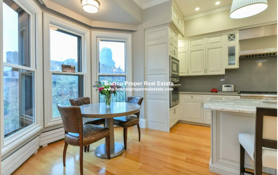 214 Beacon St, Back Bay