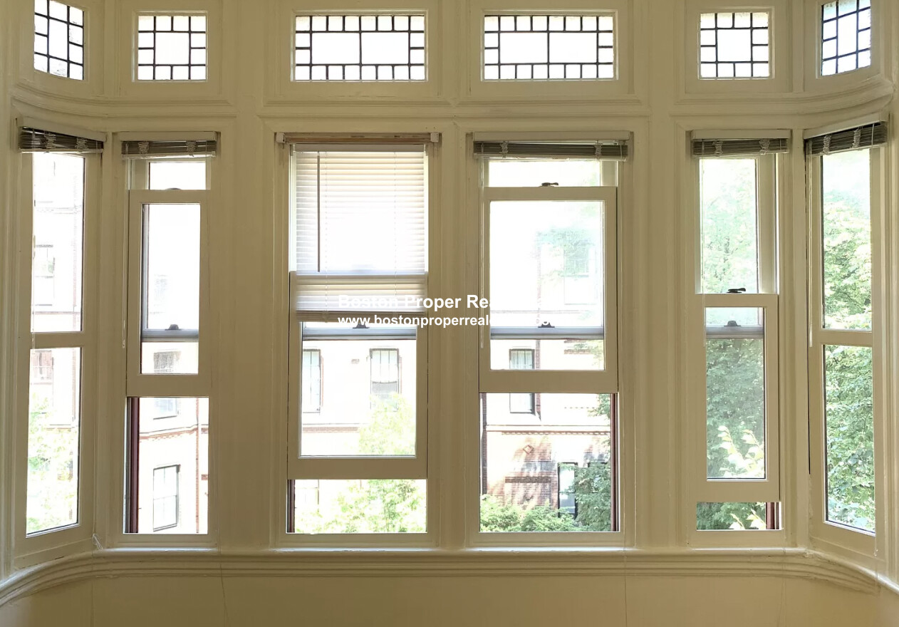 195 Commonwealth Ave, Back Bay