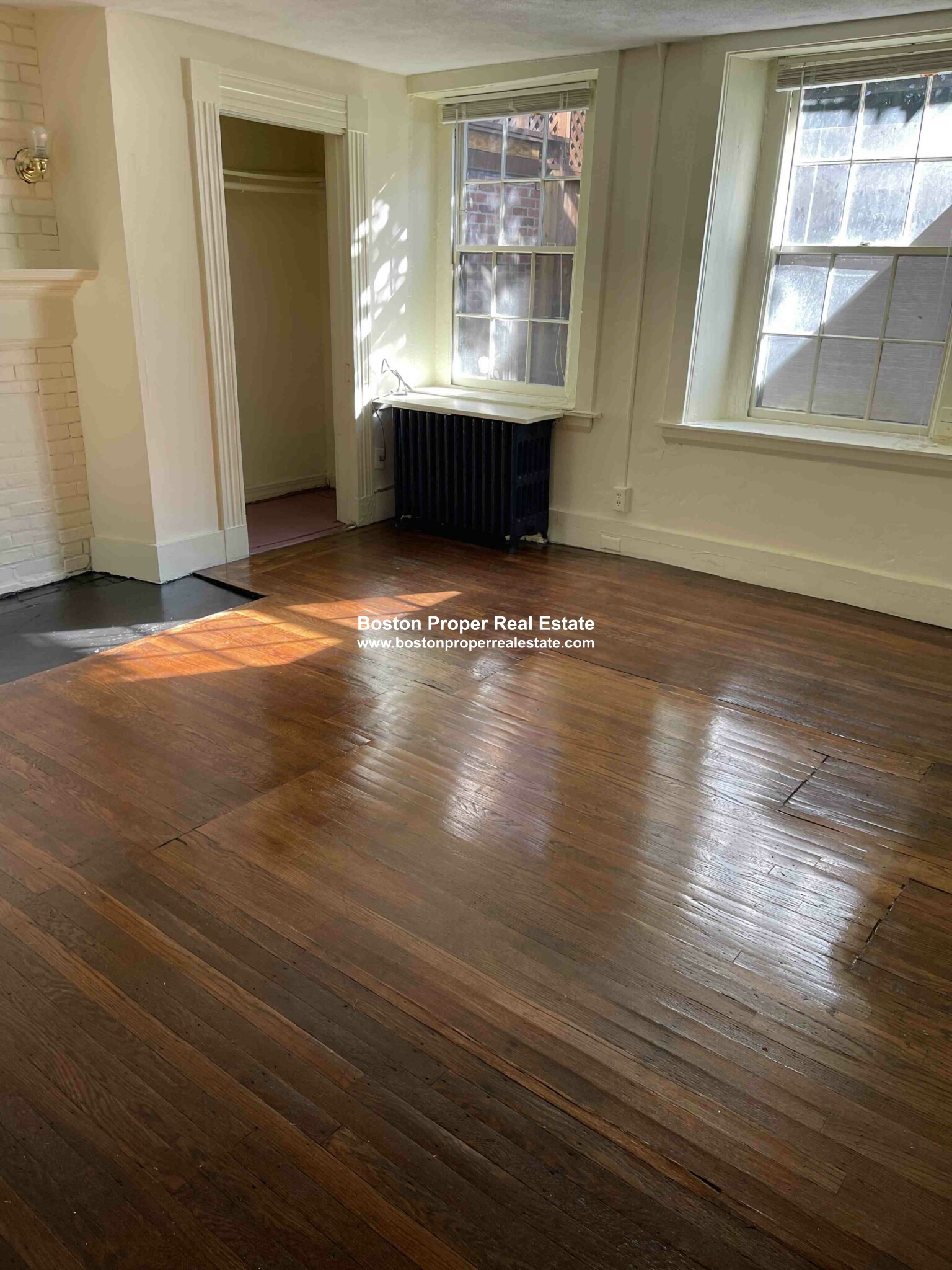 90 Myrtle St, Beacon Hill