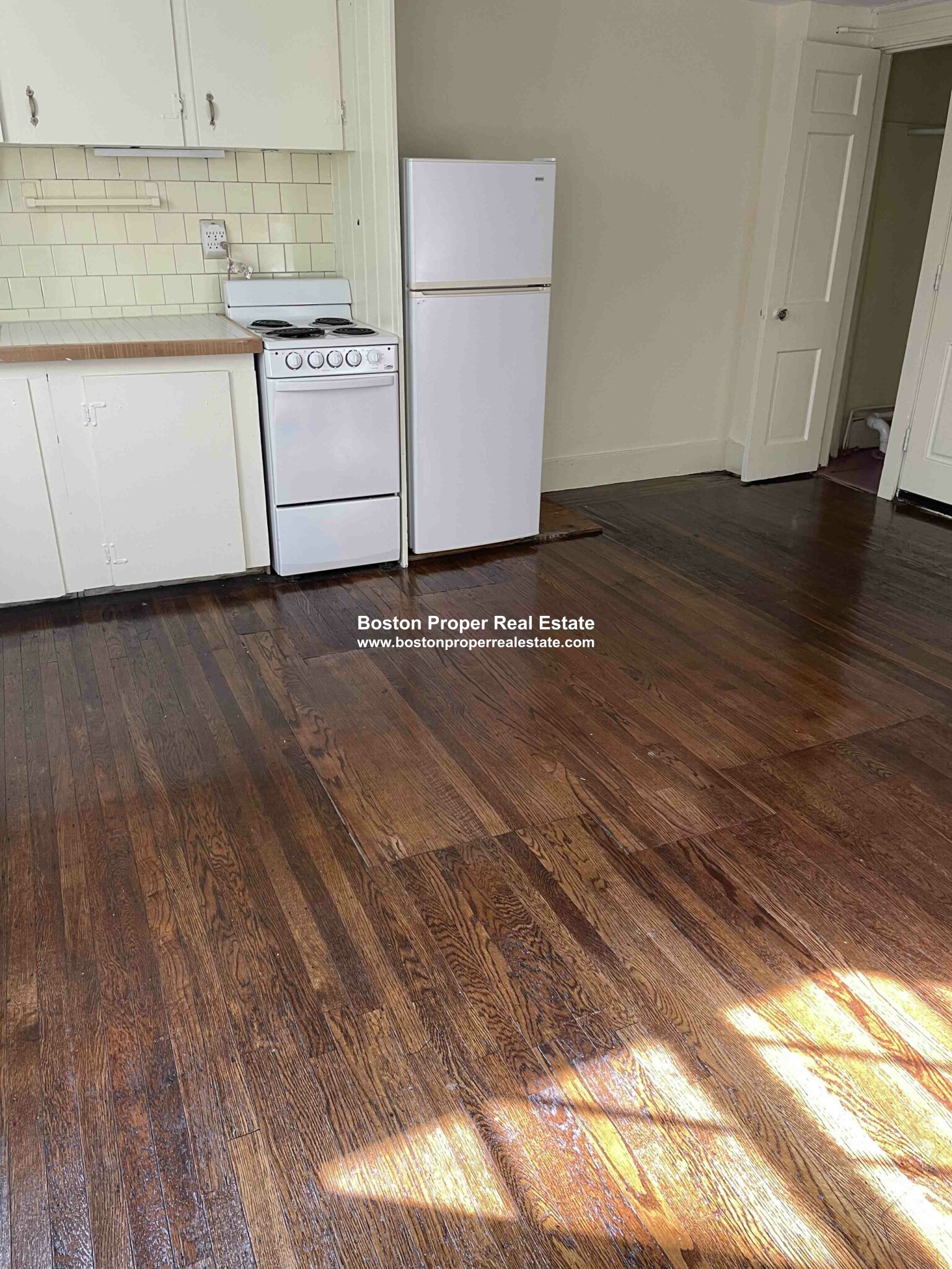 90 Myrtle St, Beacon Hill