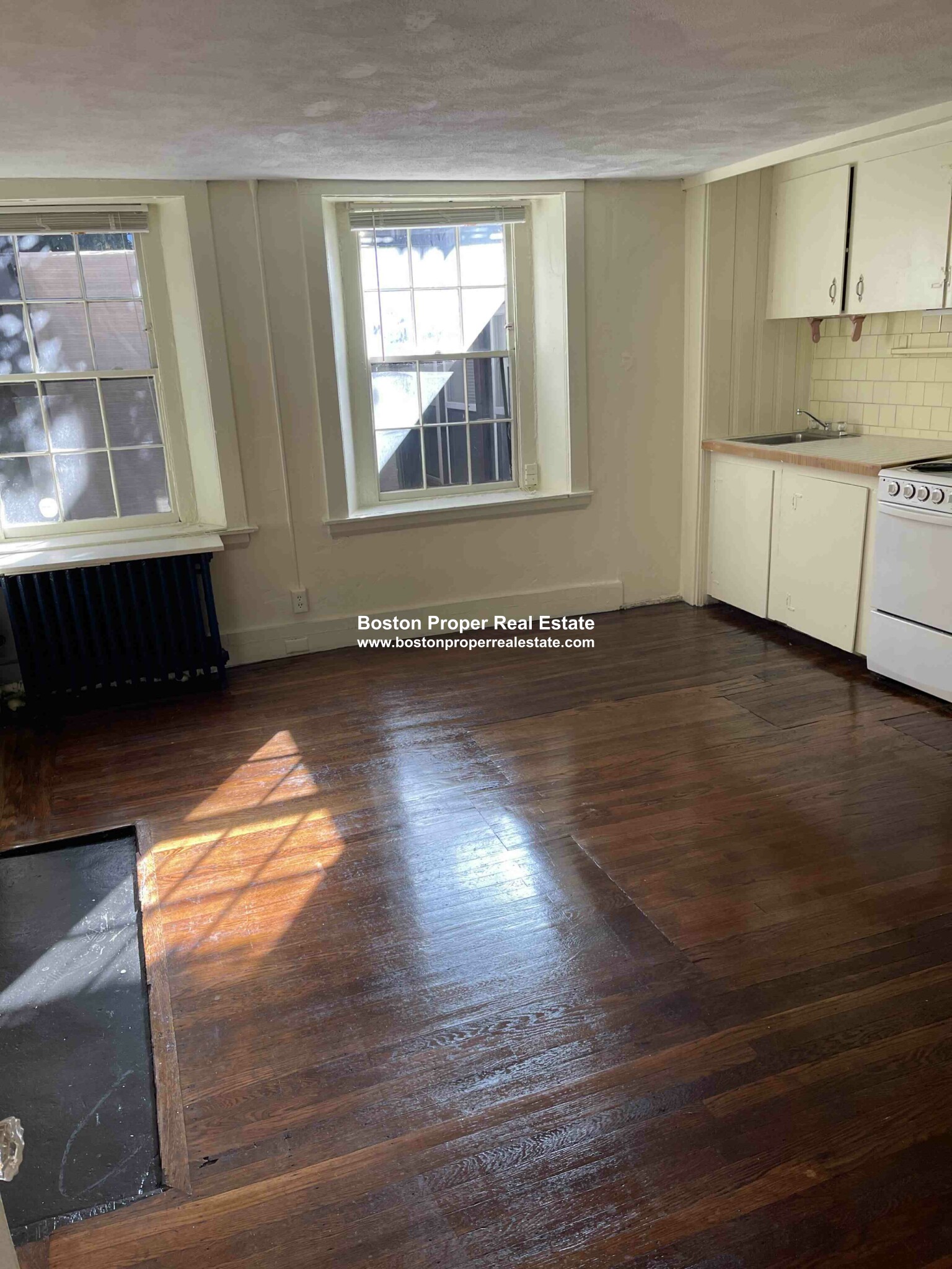 90 Myrtle St, Beacon Hill