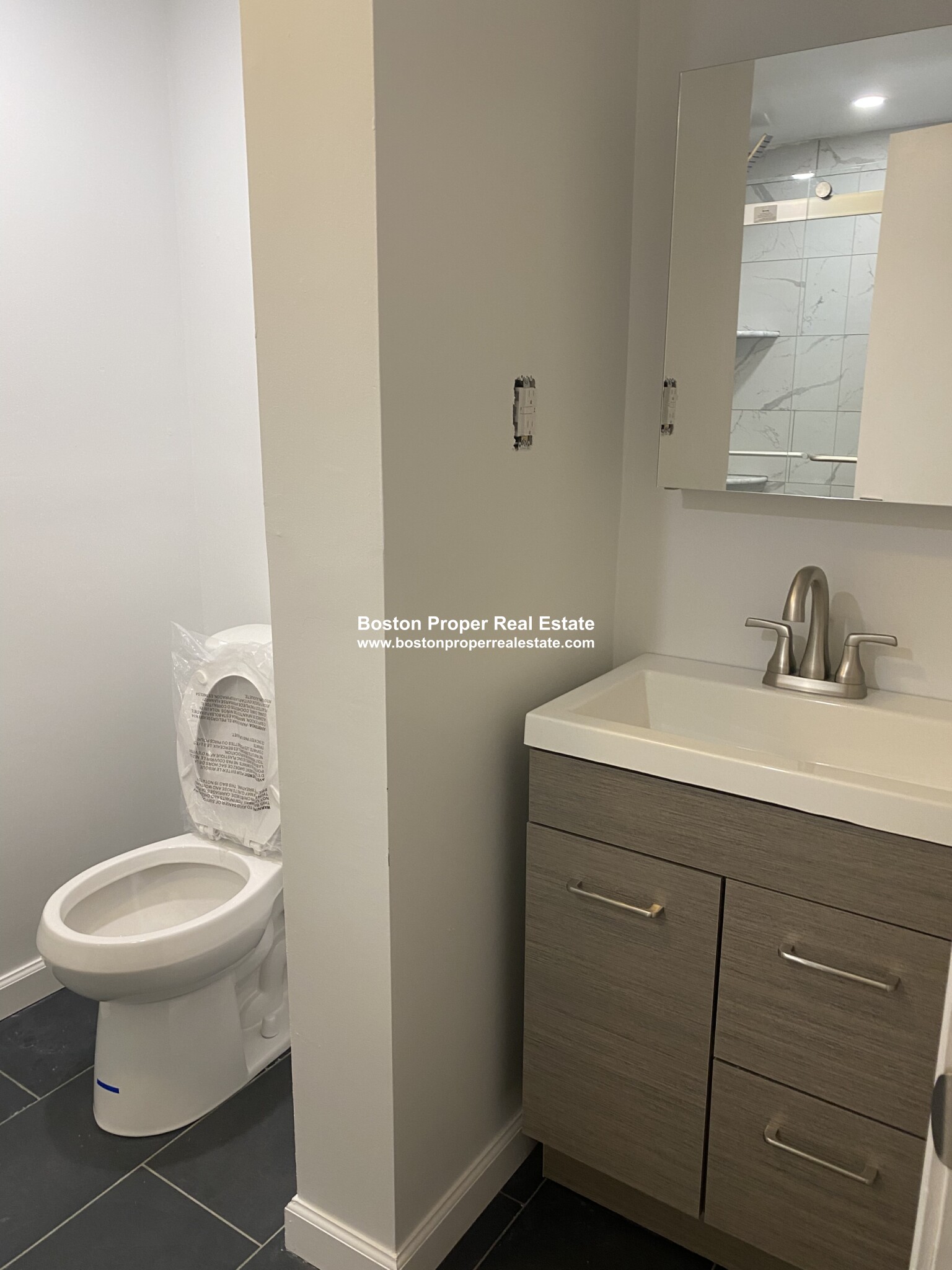 15 Queensberry St, Fenway